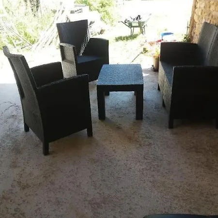 Prázdninový dům Chez Samb Lussac-les-Châteaux