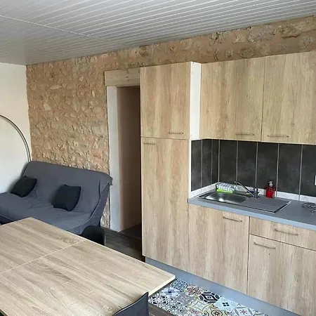 Chez Samb * Lussac-les-Châteaux